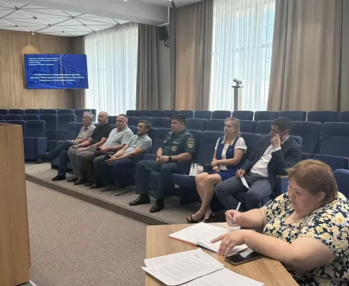 Дороги под контролем: в Кукморе решают вопросы безопасности пешеходов и водителей