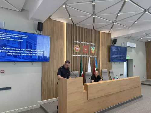 Дороги под контролем: в Кукморе решают вопросы безопасности пешеходов и водителей