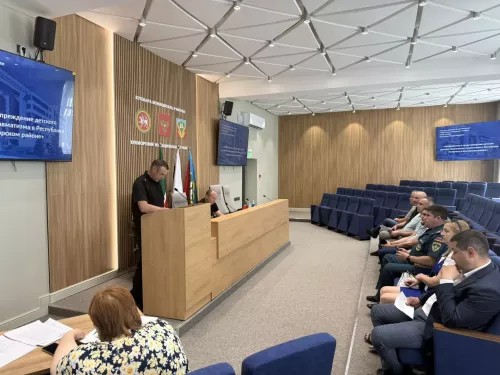 Дороги под контролем: в Кукморе решают вопросы безопасности пешеходов и водителей