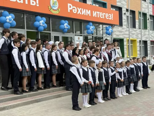 Яшьлек дулкынында: Кукмара районы мәктәпләрендә соңгы кыңгырау чыңлады