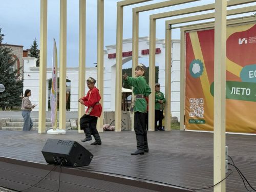 Батырлык, хәтер һәм бердәмлек: Кукмарада хәрбиләрне хөрмәтләделәр (фоторепортаж)