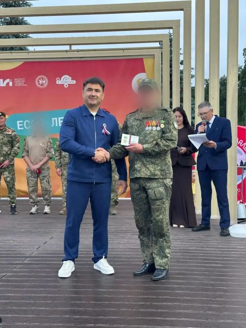 Батырлык, хәтер һәм бердәмлек: Кукмарада хәрбиләрне хөрмәтләделәр (фоторепортаж)