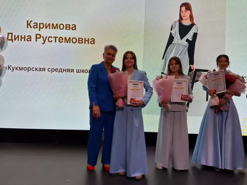 В Кукморской школе №3 прошёл выпускной (фоторепортаж)