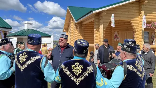 Кукмаралылар Пенза өлкәсендә оештырылган Сабантуйда катнашты (фоторепортаж)