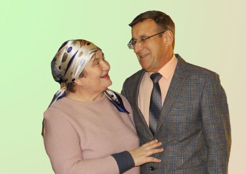 Хезмәт һәм хөрмәт юлы: Кукмара районыннан Вакказовлар гаиләсе турында