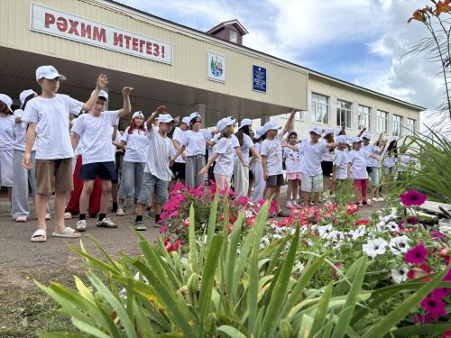 Палаткалы җәй: Мәчкәрә авылында  балалар өчен онытылмаслык ял оештырылган