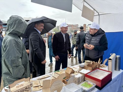 Праздничная ярмарка собрала пчеловодов со всего Кукморского района
