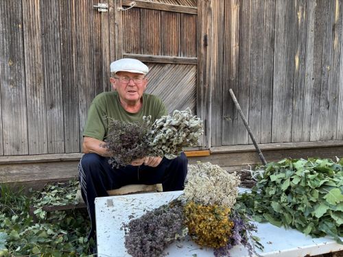Яраткан шөгыль — күңелгә дәва: Манзарастан Владимир Бектин сезонга 300 пар миллек бәйли