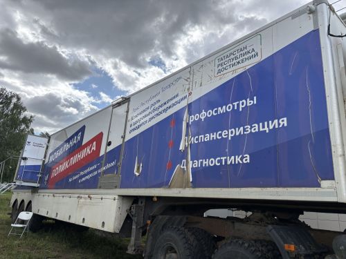 «Поликлиника на колёсах»: помощь жителям Кукморского района без поездок в город