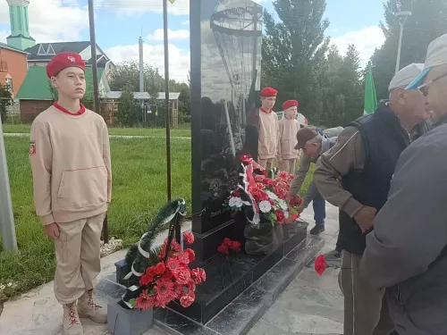 В Кукморе почтили военнослужащих Группы советских войск в Германии