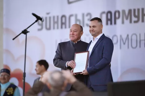 Представители Кукморского района получили награды в Казани