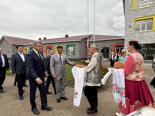 Кукмара районында Белем көне яңа мәктәпләр һәм яңартылган биналар белән башланды (фоторепортаж)