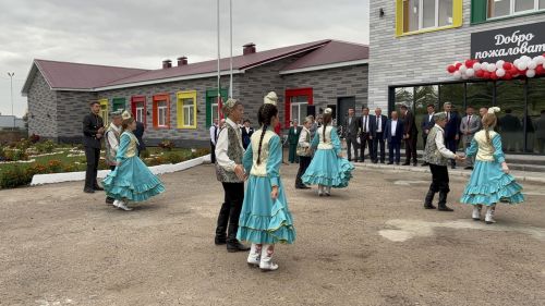 Кукмара районында Белем көне яңа мәктәпләр һәм яңартылган биналар белән башланды (фоторепортаж)