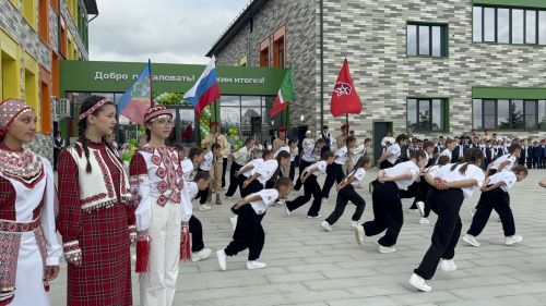 Кукмара районында Белем көне яңа мәктәпләр һәм яңартылган биналар белән башланды (фоторепортаж)
