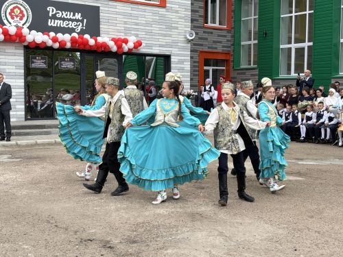 Кукмара районында Белем көне яңа мәктәпләр һәм яңартылган биналар белән башланды (фоторепортаж)