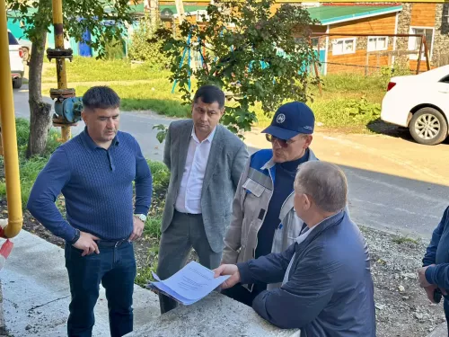 В Кукморе проверили ход капитального ремонта многоквартирных домов