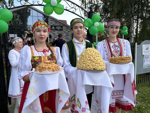 Поч. Кучук авылында яңартылган мәдәният йорты ишекләрен ачты