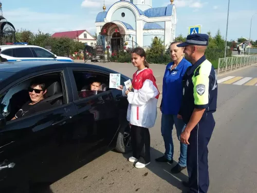 В Кукморе прошел рейд по безопасности детей-пассажиров