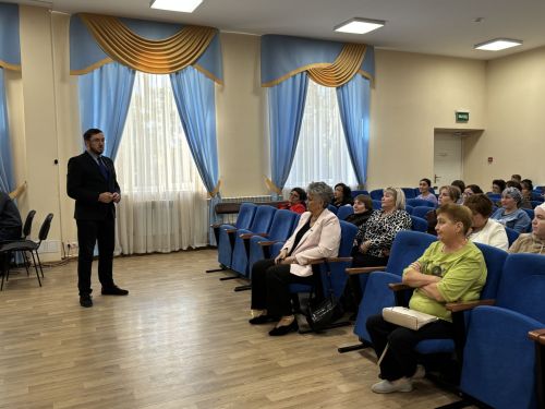 Кукмара районында җәмәгать күзәтүчеләре өчен махсус укулар узды