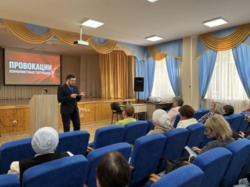 Кукмара районында җәмәгать күзәтүчеләре өчен махсус укулар узды