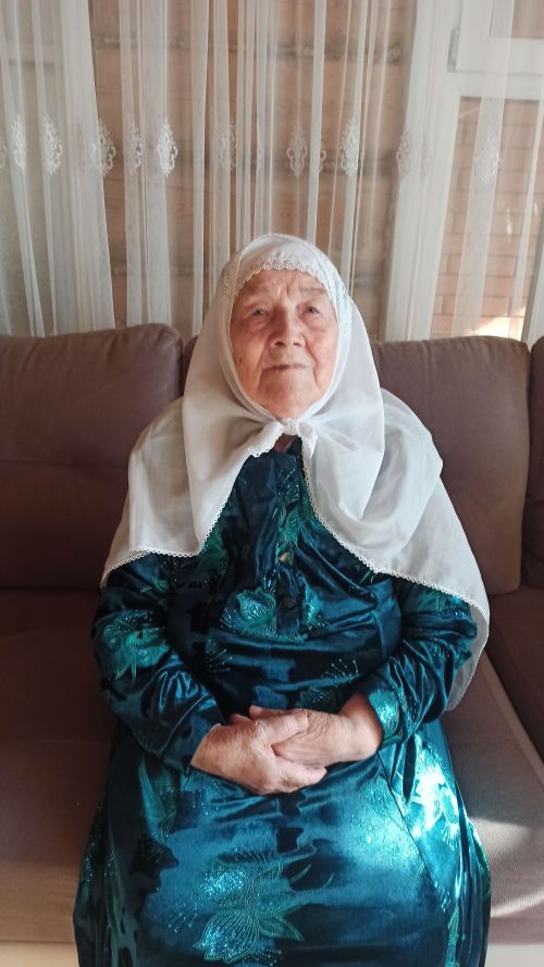 Хезмәт, сабырлык, өмет: Зур Кукмарада яшәүче Дамира Сәлмәнованың хатирәләргә бай тормыш юлы
