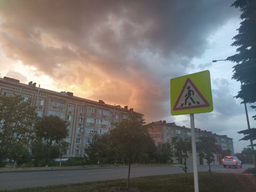Переменная облачность, дождь и гроза ожидаются в Кукморе