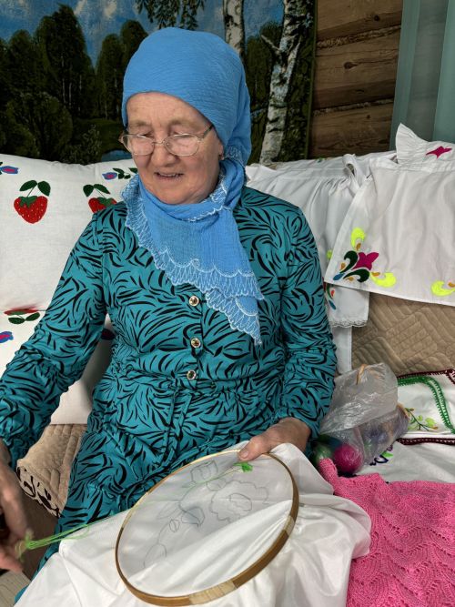 Ядегәр авылыннан Фирдания Яббарова: Кул эшләре бер дә модадан чыкмый