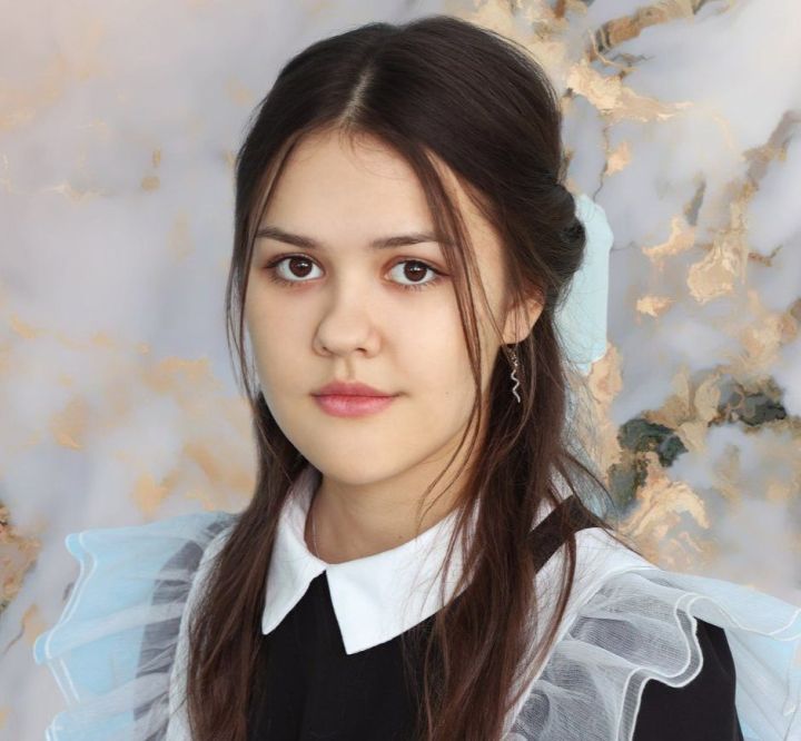 Кукмара районында өч укучы БДИны иң югары баллга тапшырган