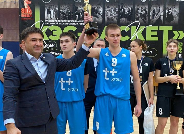 Кукмара командасы янә «КЭС-БАСКЕТ» Мәктәп баскетбол лигасы чемпионатында җиңүче булды