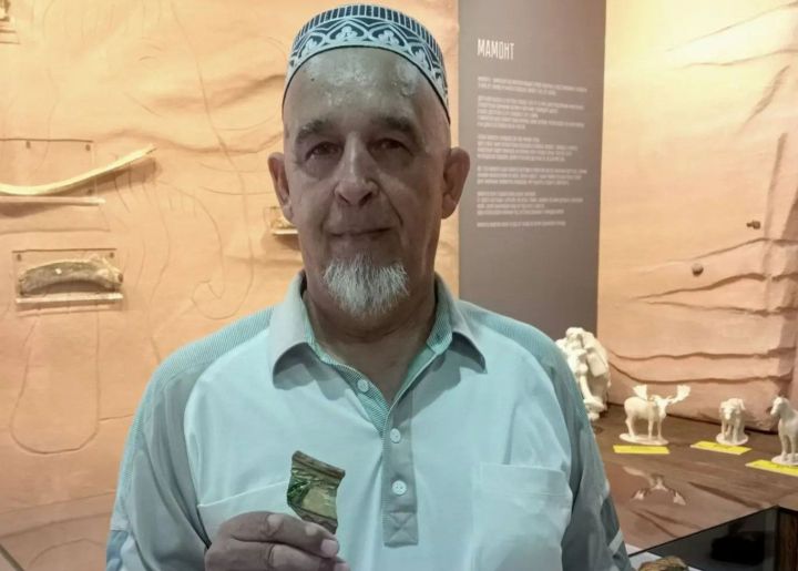 Житель деревни Копки передал в музей редкую археологическую находку