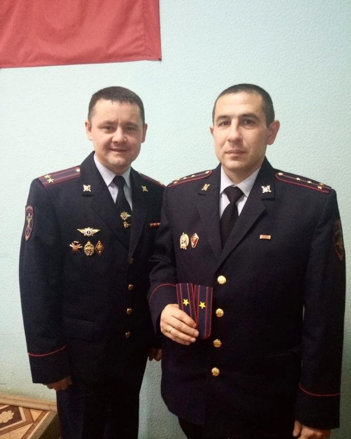 Полицейскому из Кукмора Айрату Гильмутдинову присвоено звание майора полиции