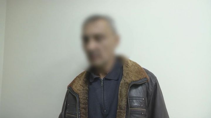 Видео: В Казани задержан мужчина за разврат 15-летней школьницы