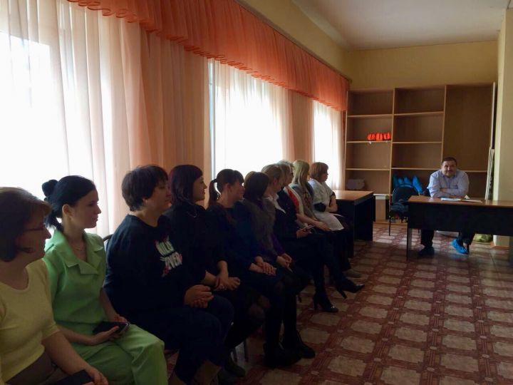 Для сотрудников Центра «Тылсым» организовали встречу с врачом-эпидемиологом