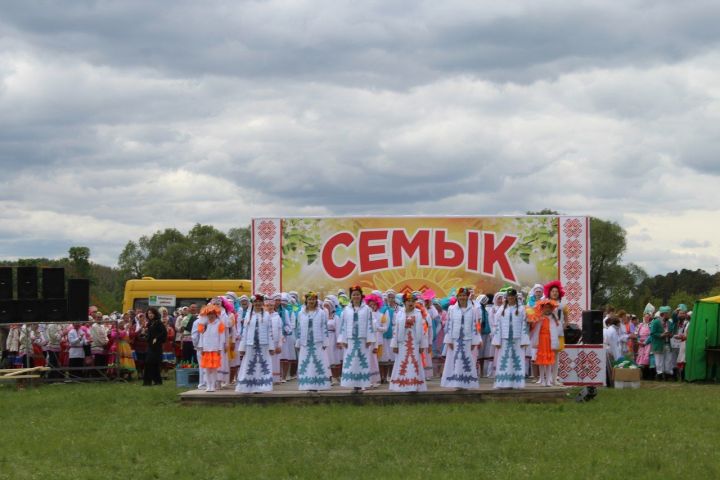 Фото: В Кукморском районе прошел праздник марийской культуры «Семык»