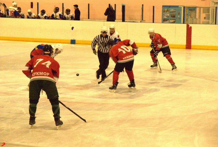 В Кукморе состоится турнир по хоккею на «Кубок звезд»