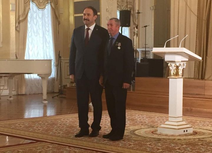 Председатель Кукморской районной организации инвалидов награжден медалью "За самоотверженный труд"