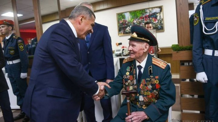 100 яшьлек ветеран Татарстан Президентыннан Рәхмәт хаты алды