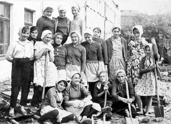 С любовью о школе: к 150-летию Кукморской средней школы №2