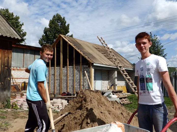 В Кукморе нынче в период летних каникул трудоустроены 270 подростков