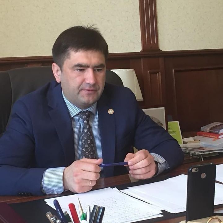 Сергей Димитриев ответит на вопросы жителей Кукморского района в прямом эфире