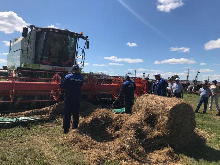 В хозяйствах Татарстана начали проверять готовность техники к уборке урожая