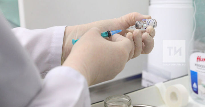 В Кукморе началась вакцинация против коронавируса