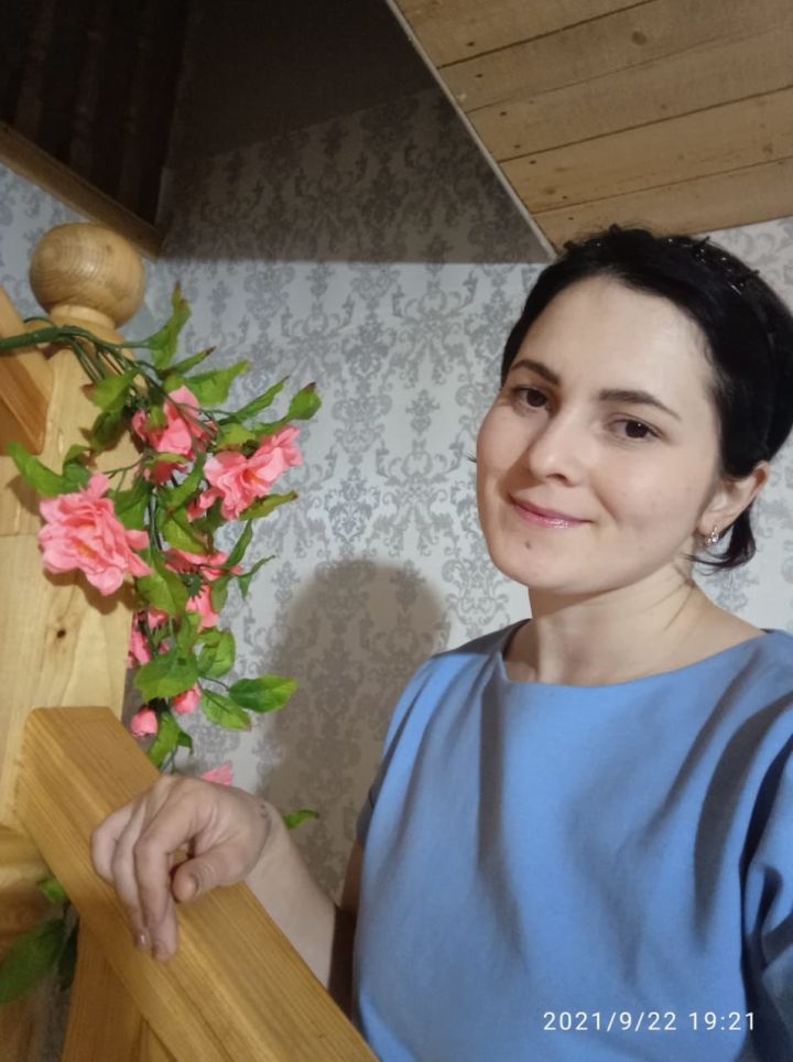 Жительница Кукморского района Лилия Семенова в совершенстве владеет пятью языками