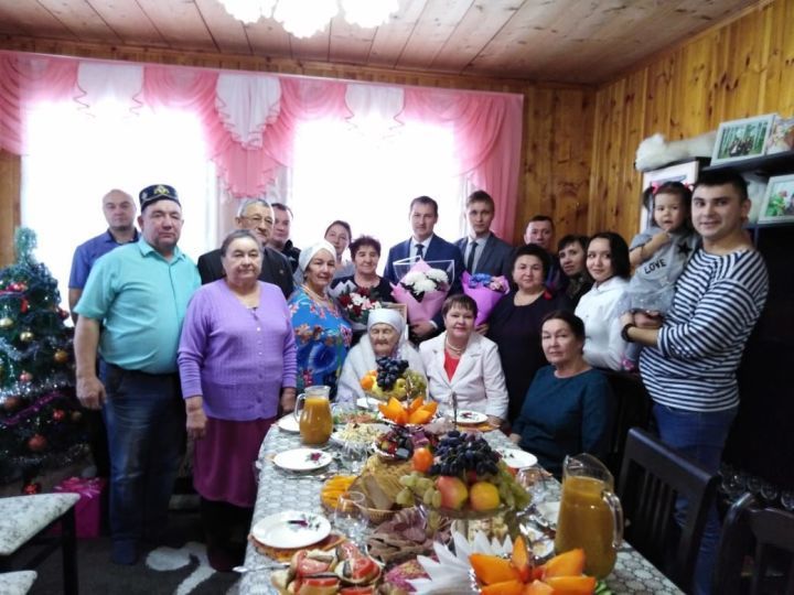 Вековой юбилей отметила жительница Кукморского района Екатерина Никитина