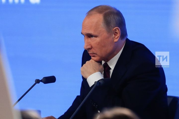 Путин допустил снятие ограничений по Covid-19 к концу лета