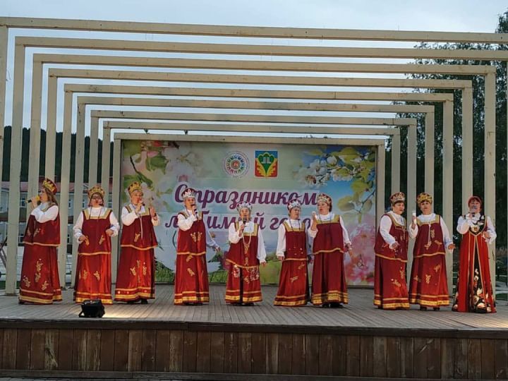 В выходные на Комсомольской площади Кукмора пройдут гуляния «Летний променад»
