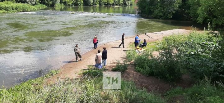В Татарстане нашли тело утонувшего ребенка, которого искали два дня