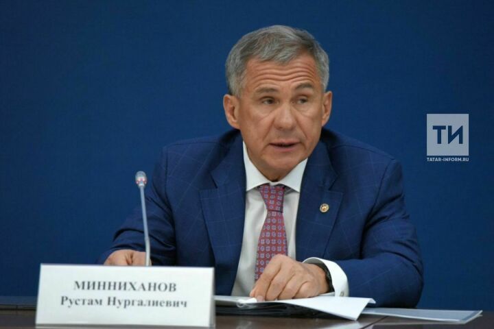 Рустам Минниханов поручил усилить меры поддержки людей с ограниченными возможностями здоровья