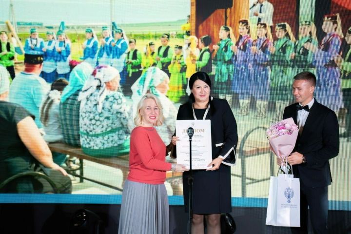 Кукмара районы Вахит авылы Мәдәният йорты «Мәдәният йорты. Яңа формат» Бөтенроссия бәйгесендә икенче урынны алды