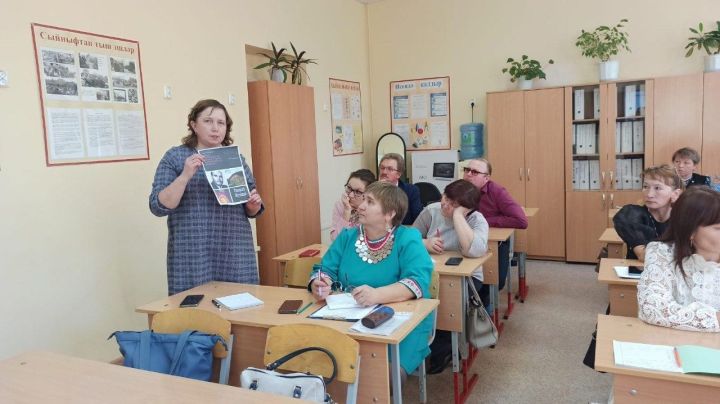 Кукмара районы укытучылары Казан шәһәрендә узган семинар-киңәшмәдә катнаштылар